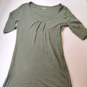 Express sexy basic quarter sleeve size L